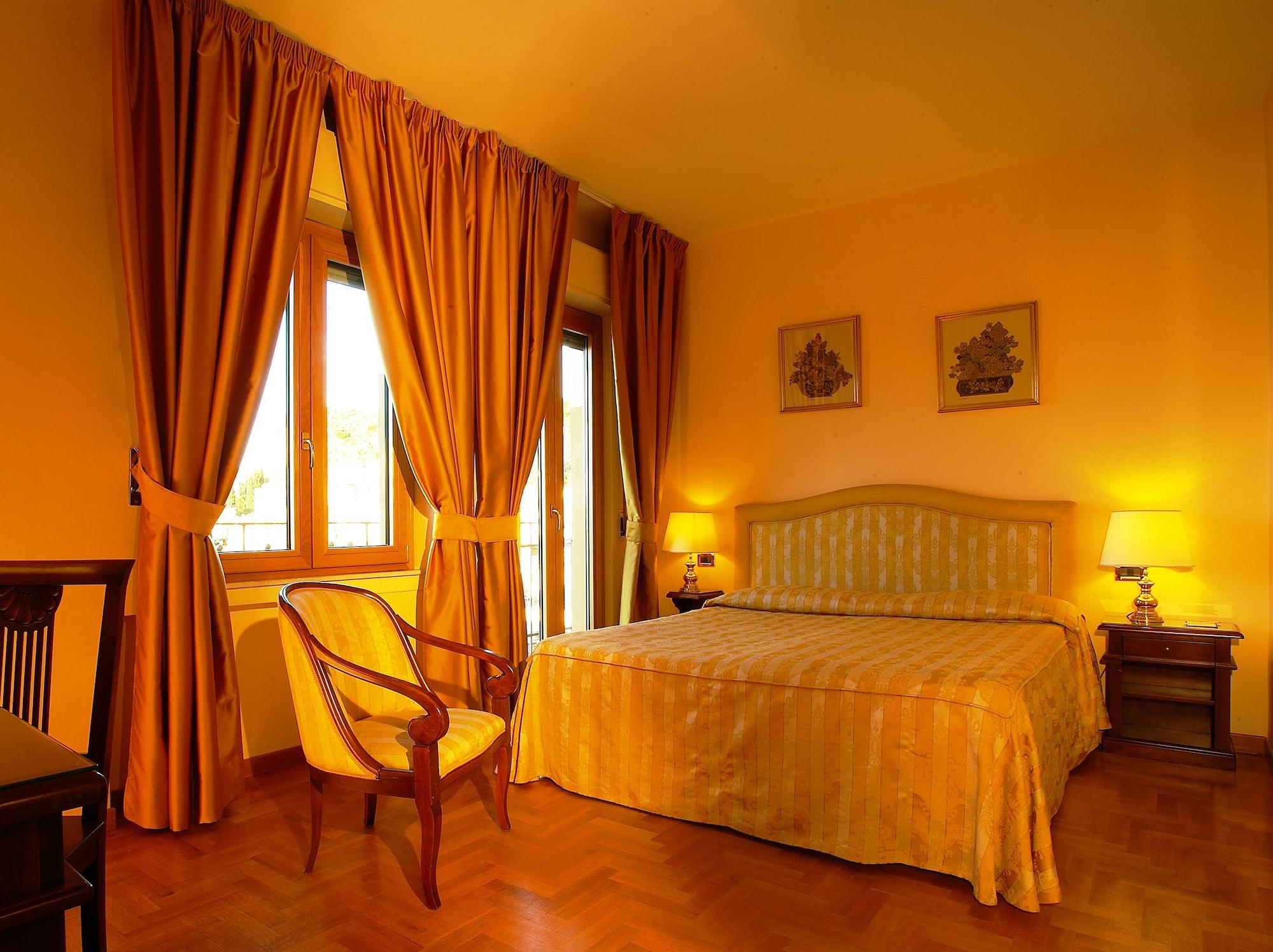 Hotel Isabella Таормина Экстерьер фото